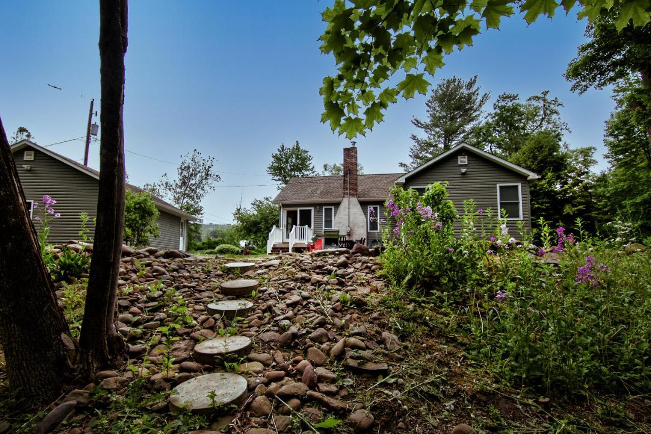 Cabin By The Creek With Private Creek Access Tannersville Eksteriør billede