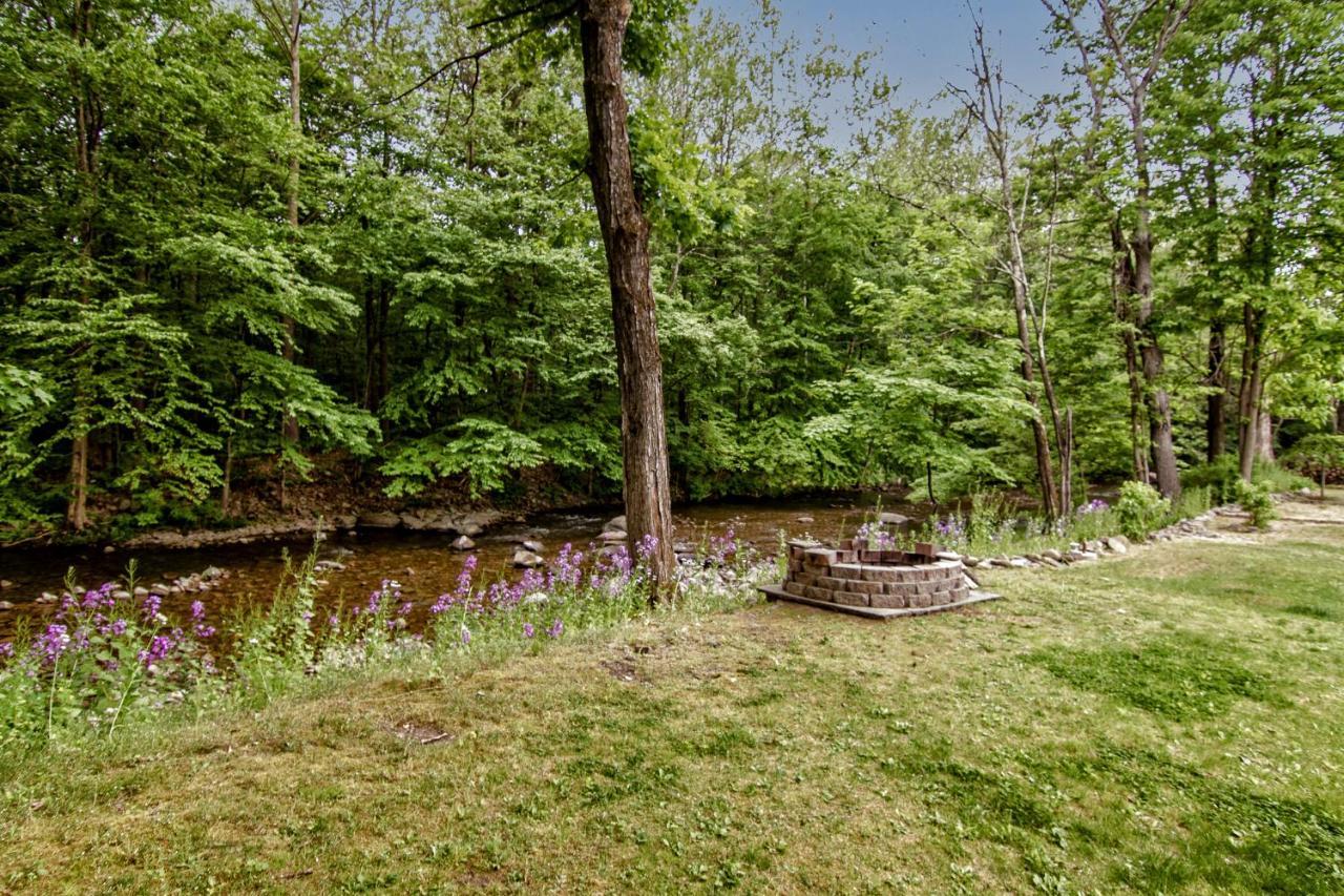 Cabin By The Creek With Private Creek Access Tannersville Eksteriør billede
