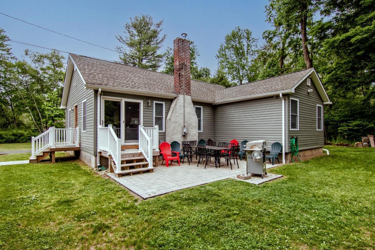 Cabin By The Creek With Private Creek Access Tannersville Eksteriør billede